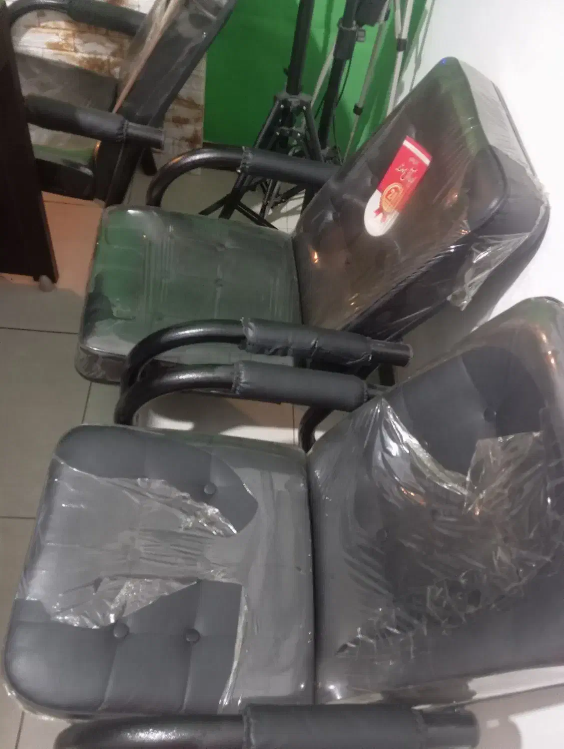 صندلی اداری و میز وسط اداری چستر|مبلمان اداری|ساری, |دیوار