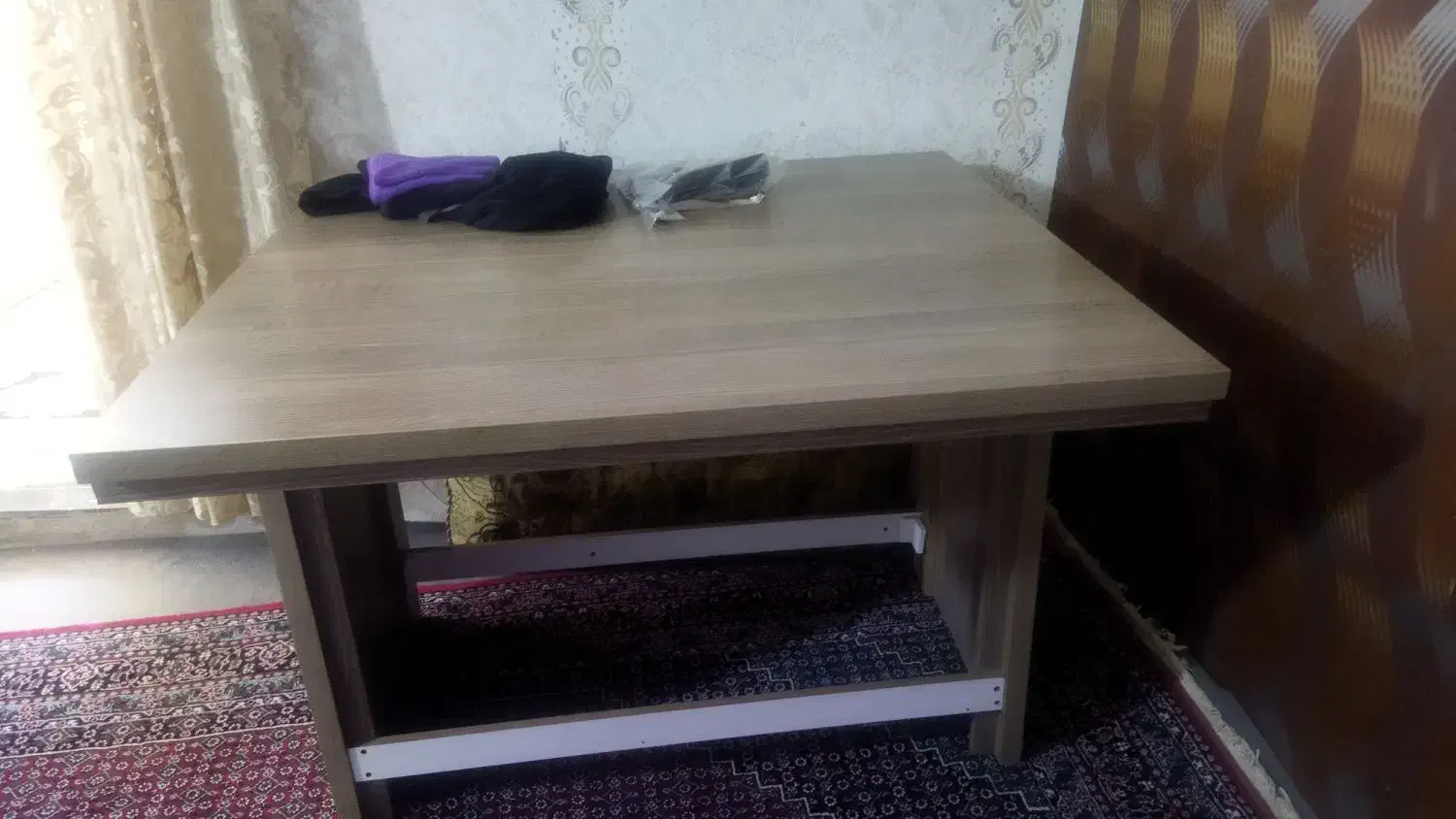 میز ام دی اف ترک چهار نفره|میز تحریر و کامپیوتر|سنندج, |دیوار