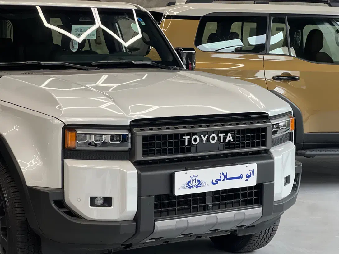 پرادو ۲۰۲۴ پلاک ملی سفید و قهوه ای|خودرو سواری و وانت|تهران, قلهک|دیوار