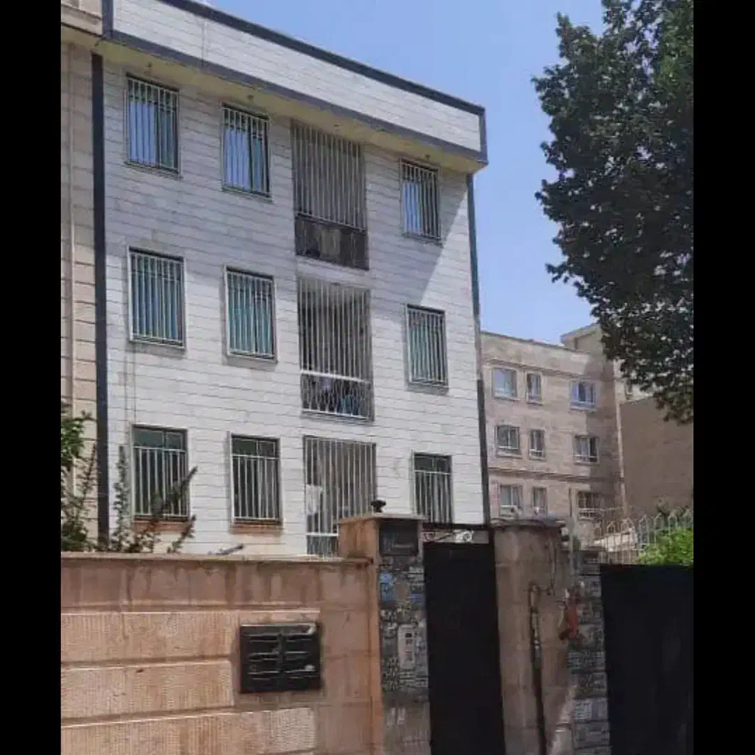 ۹۵متری/سنددار/محدوده فلکه دو/اهوراملک سلیمی|فروش آپارتمان|فردیس, فردیس|دیوار