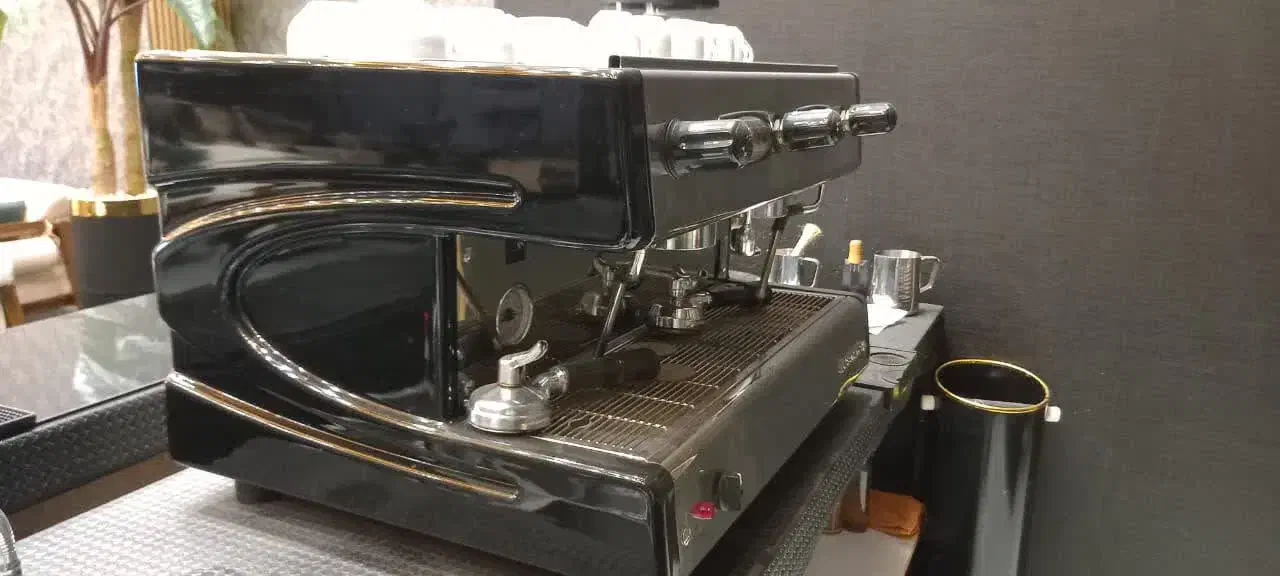 قهوه ساز تمام اتومات مدل 2018سانرمو ایتالیا|سماور، چایساز، قهوهساز|اصفهان, قائمیه|دیوار