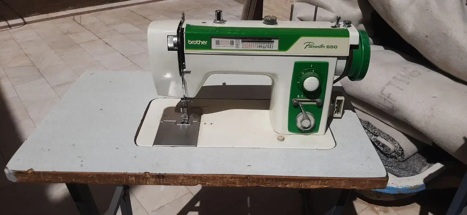 چرخ خیاطی و گلدوزی(خارجی)|چرخ خیاطی و ریسندگی|قم, صفائیه|دیوار