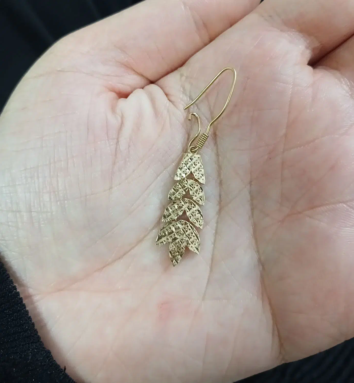 یک قطعه گوشواره گم شده است|اشیا|تهران, شهرک شریعتی|دیوار