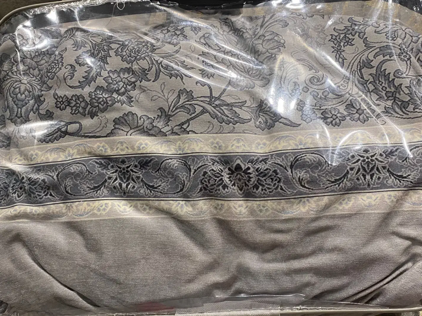 روفرشی کش دار فروش فوری به علت جابجایی|روفرشی|اسلامشهر, شهرک محمدیه|دیوار