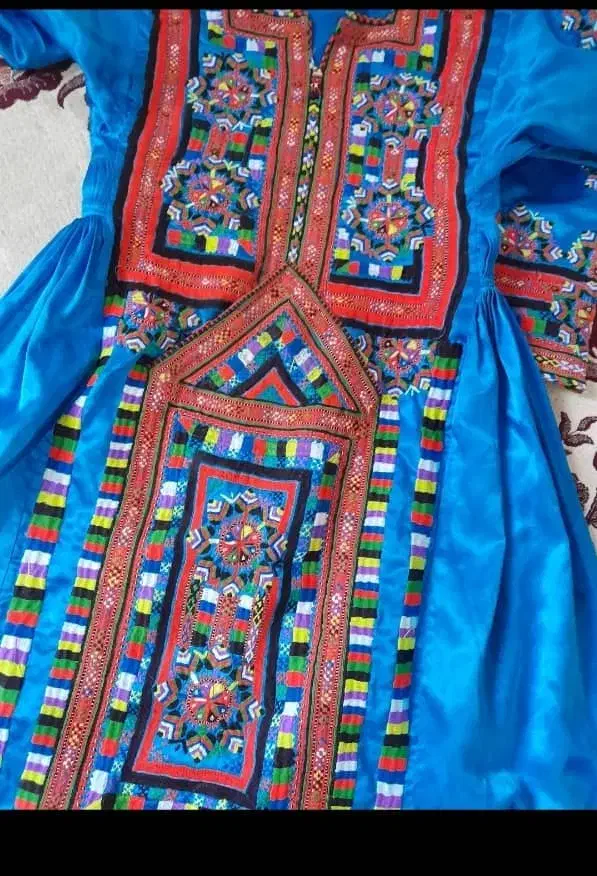 لباس تمام دست|لباس|ایرانشهر, |دیوار