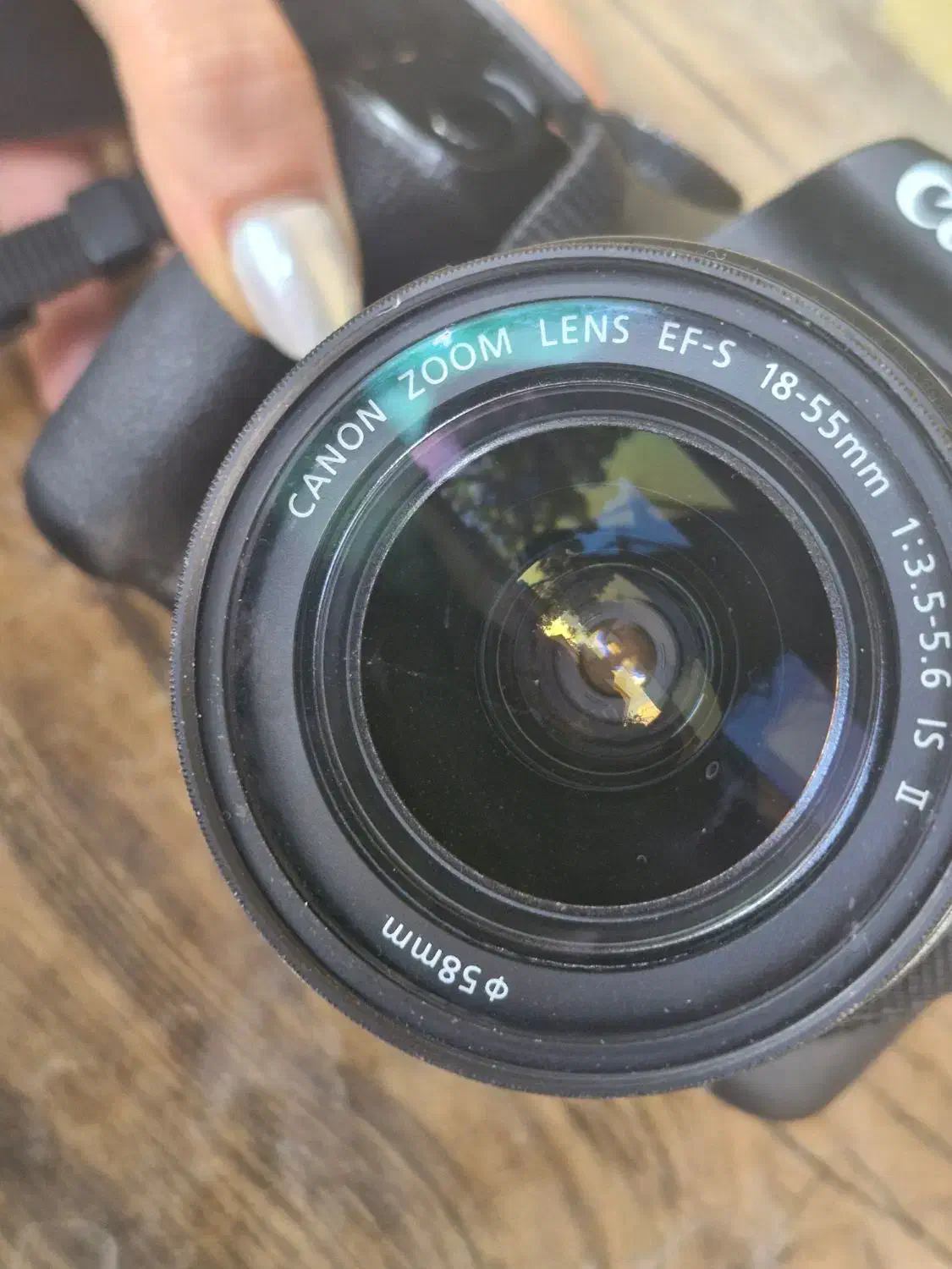 دوربین کنون ۲۰۰۰ d با کارتون و کیف وپایه|دوربین عکاسی و فیلم‌برداری|شیراز, تاچارا|دیوار