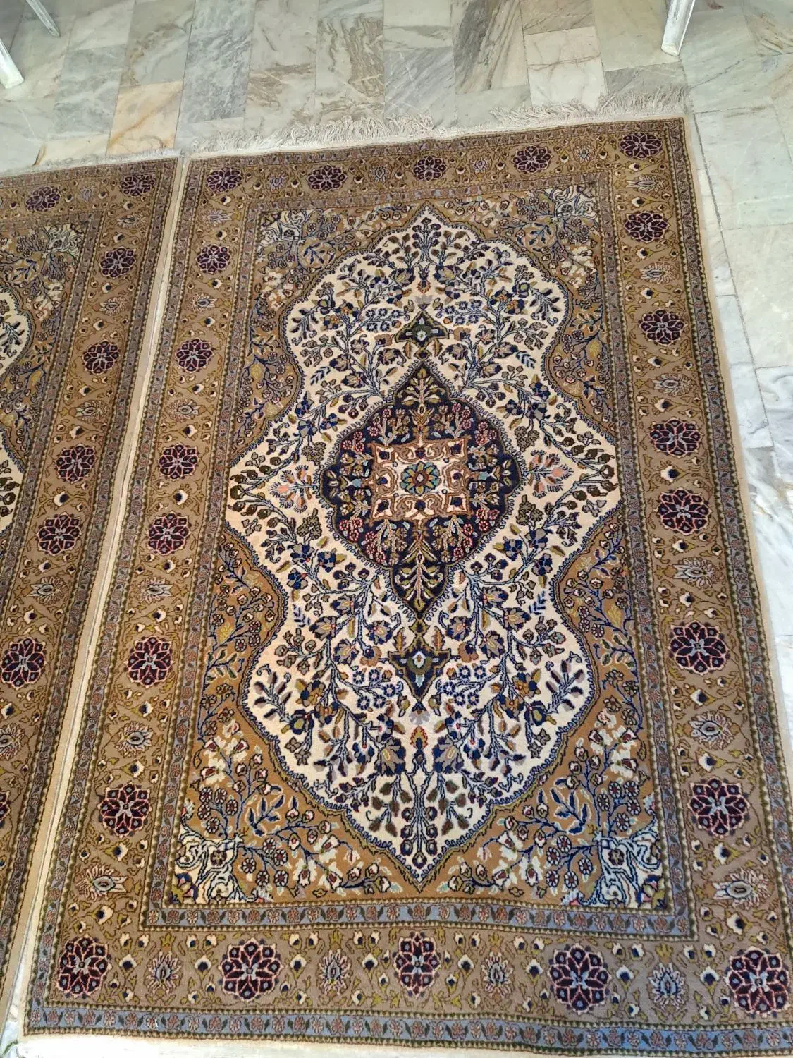 یکجفت قالیچه اصفهان کارکرده ویکتخته زریم تبریزنو|فرش|تهران, ونک|دیوار