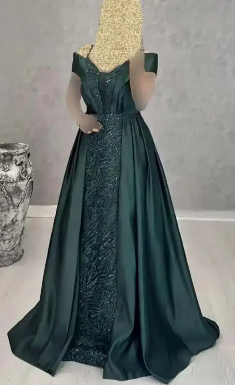 پیراهن مجلسی|لباس|همدان, |دیوار