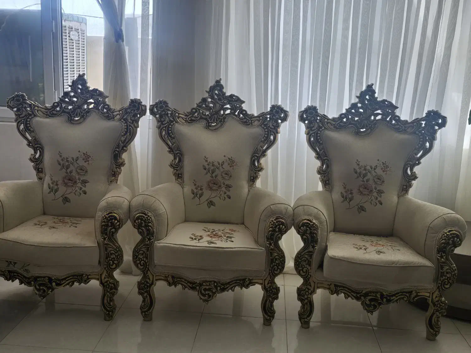 مبل سلطنتی|مبلمان خانگی و میز عسلی|اشتهارد, |دیوار