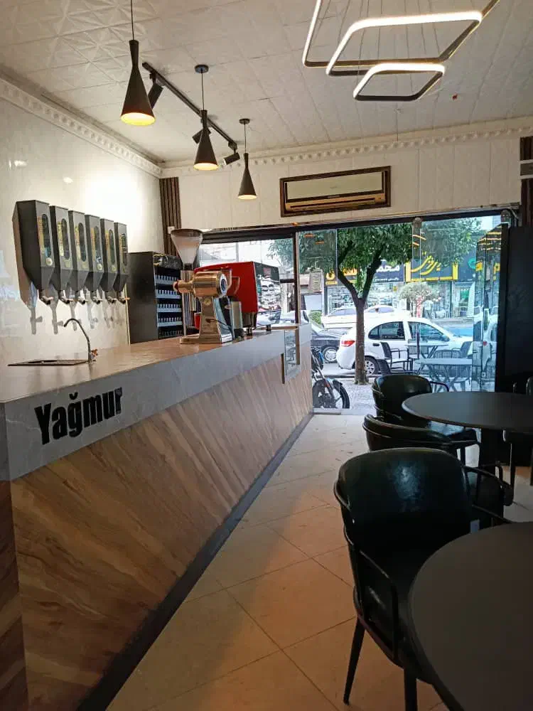 باریستا و کمک باریستا و سالن کار خانم|استخدام خدمات فروشگاه و رستوران|عباس‌آباد, |دیوار