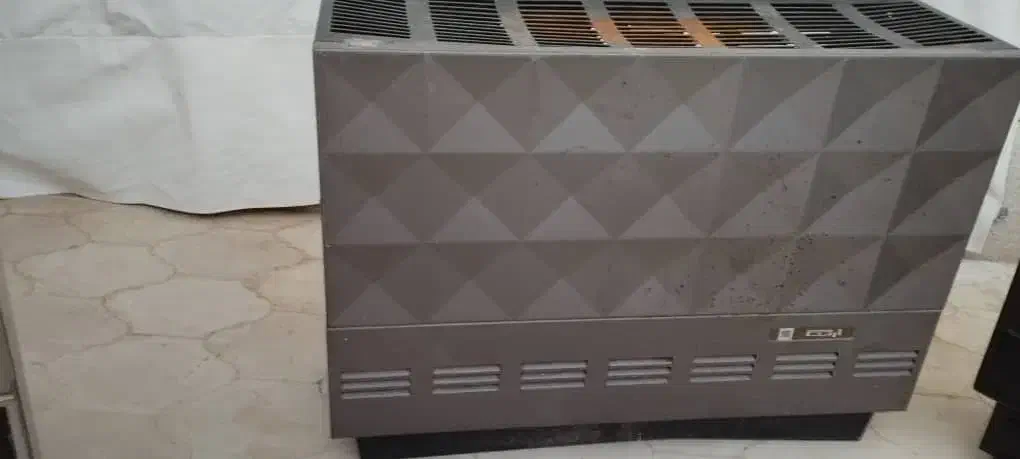 بخاری|بخاری، هیتر، شومینه|شیراز, میرزاکوچک خان|دیوار