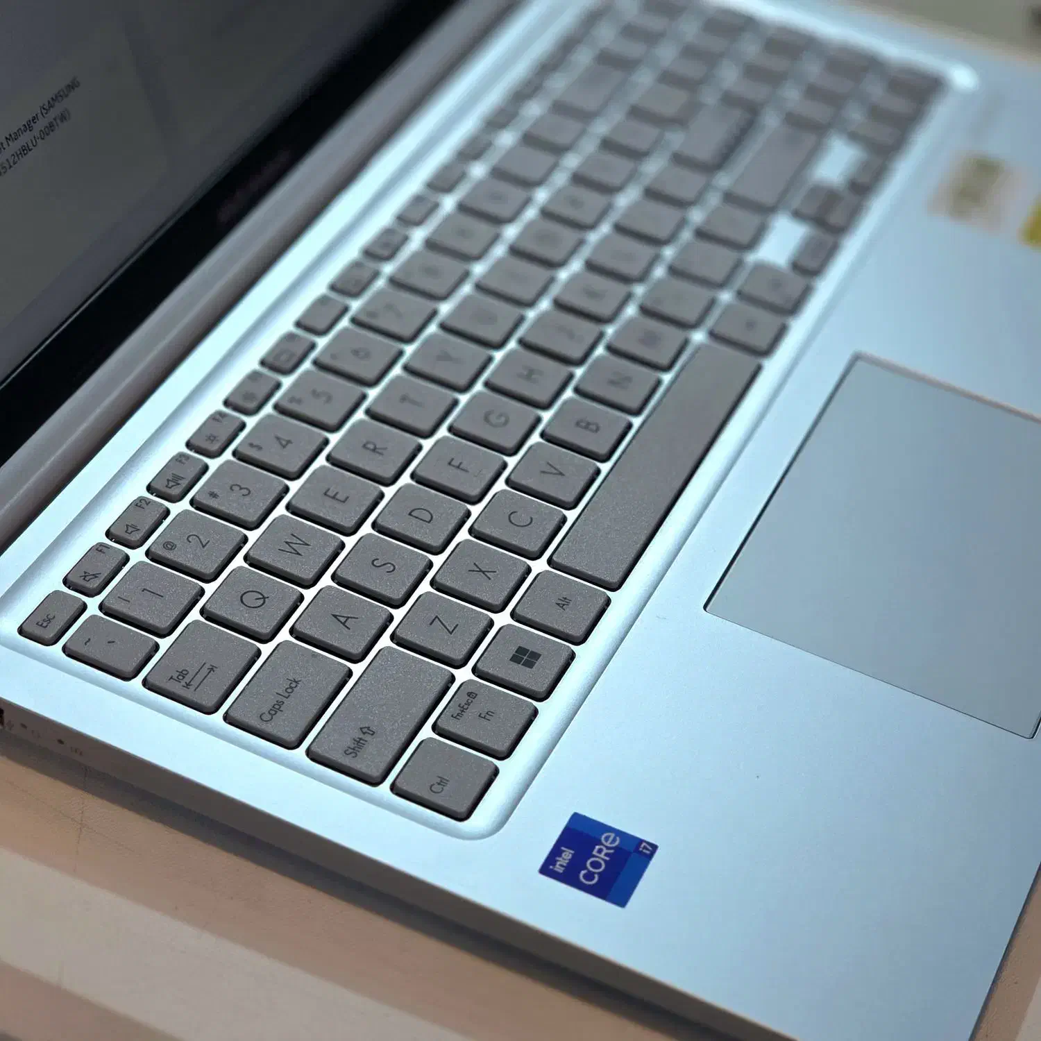لپتاپ ایسوس ASUS Vivobook X1502Z رم 16|رایانه همراه|شیراز, ملاصدرا|دیوار