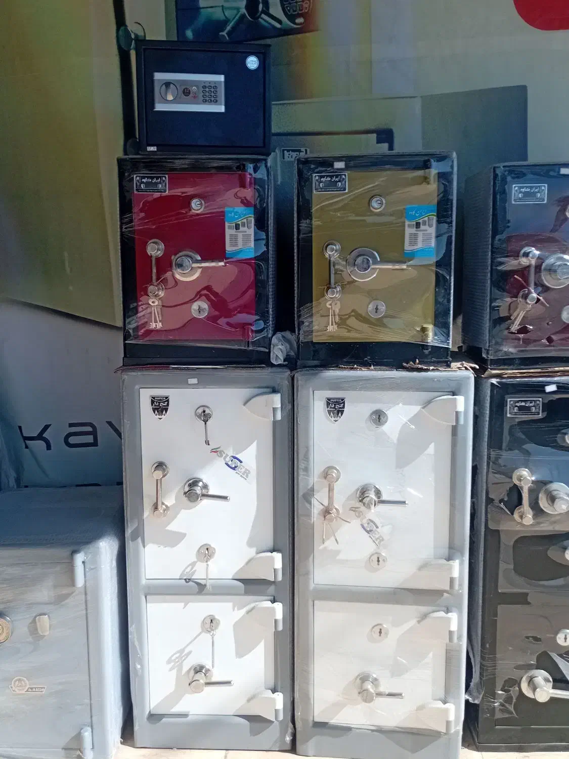 گاوصندوق ایمن کاو|ابزارآلات|یزد, |دیوار