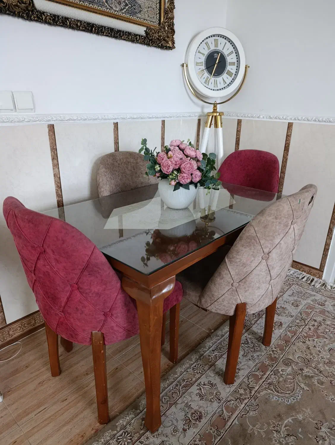 میز ناهار خوری 4 نفره .کاملا سالم و تمیز|میز و صندلی غذاخوری|گرمسار, |دیوار