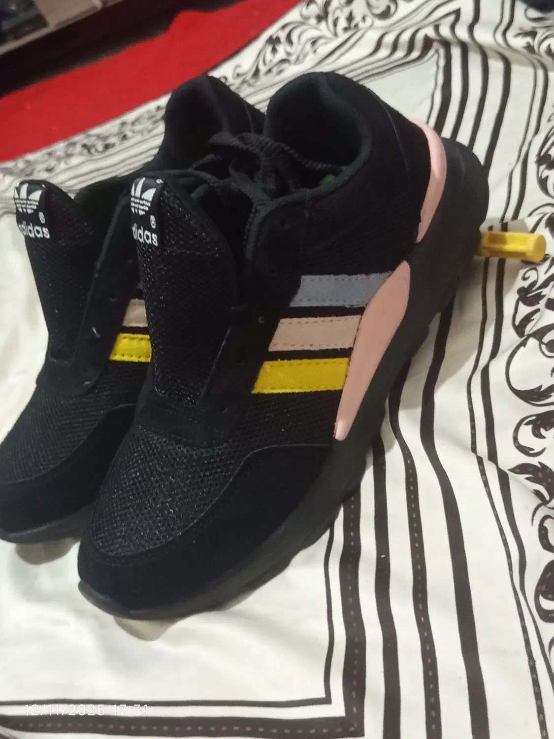 کفش آدیداس|کیف، کفش، کمربند|محمدشهر, محمدشهر|دیوار