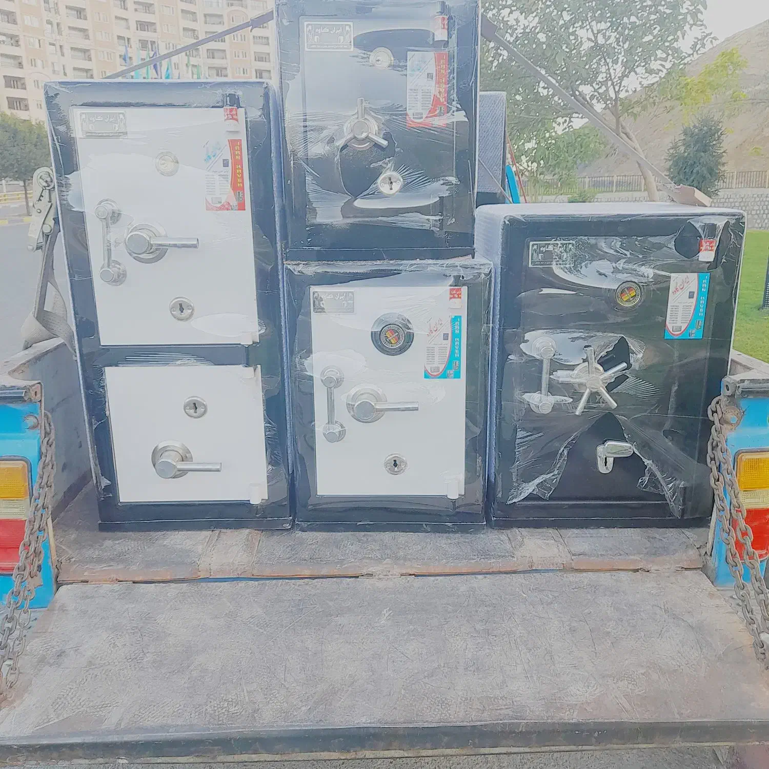 گاوصندوق ایران کاوه مدل ۱۰۰قیمت چهار ملیون تومان|فروشگاه و مغازه|سنندج, |دیوار