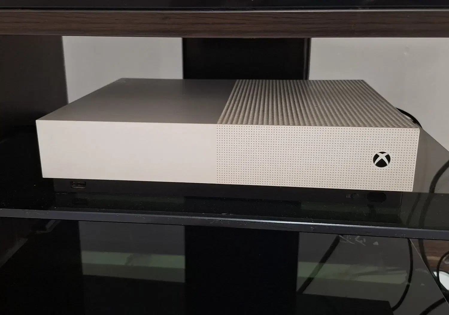 xbox one s 1tb|کنسول، بازی ویدئویی و آنلاین|کرج, باغستان|دیوار