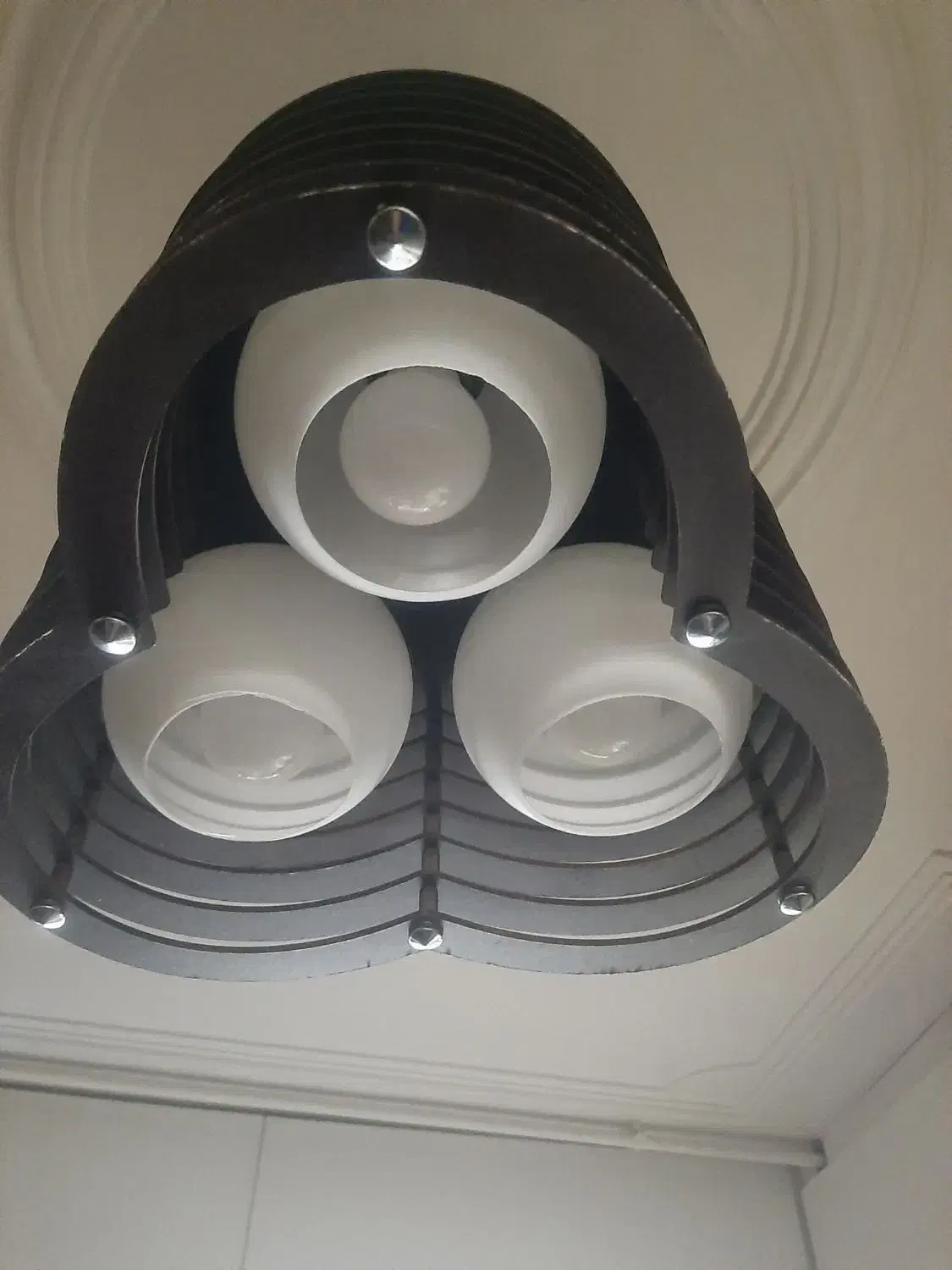 لوستر سه شعله چوبی|لوستر و چراغ آویز|همدان, |دیوار