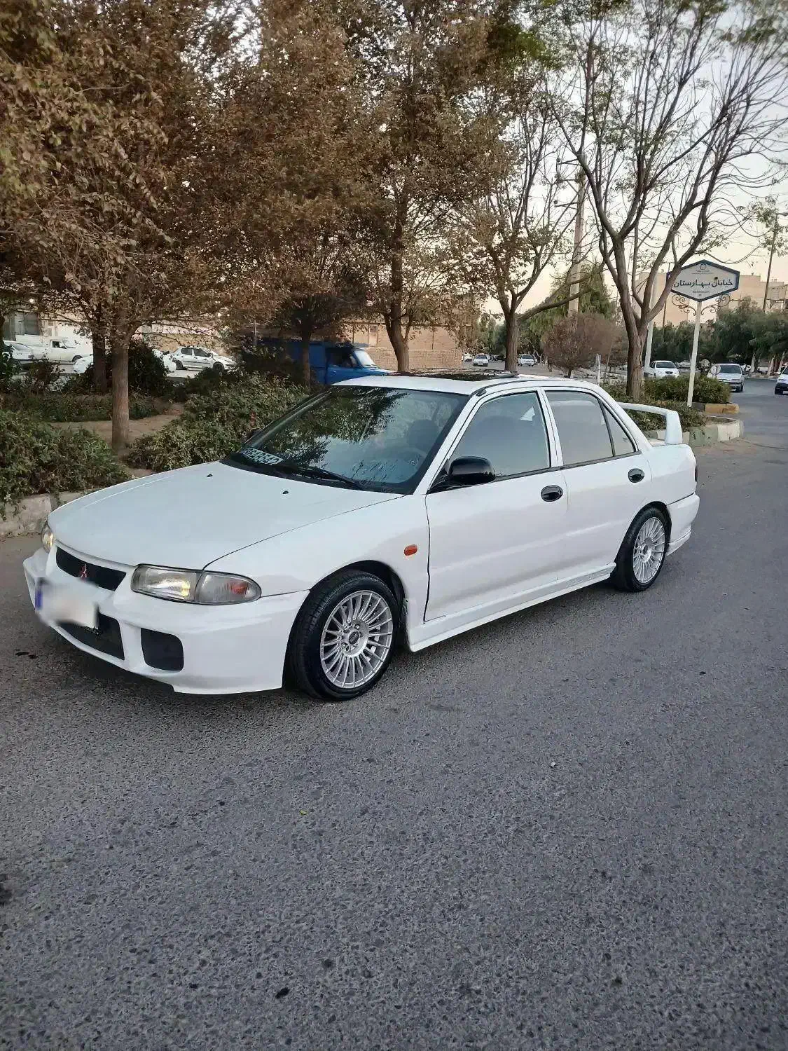 میتسوبیشی لنسر GLX فول مدل 1993|خودرو سواری و وانت|تهران, سعادت‌آباد|دیوار