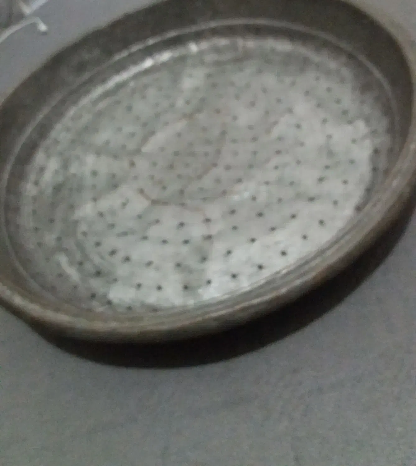 آبکش قدیمی|کلکسیون اشیاء عتیقه|رشت, رودباری|دیوار