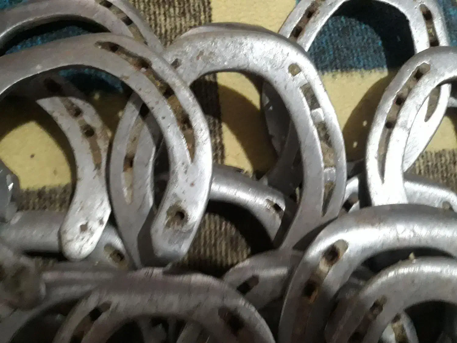 نعل اسب کهنه پاخورده|اسب و تجهیزات اسب‌سواری|تهران, خلیج فارس|دیوار