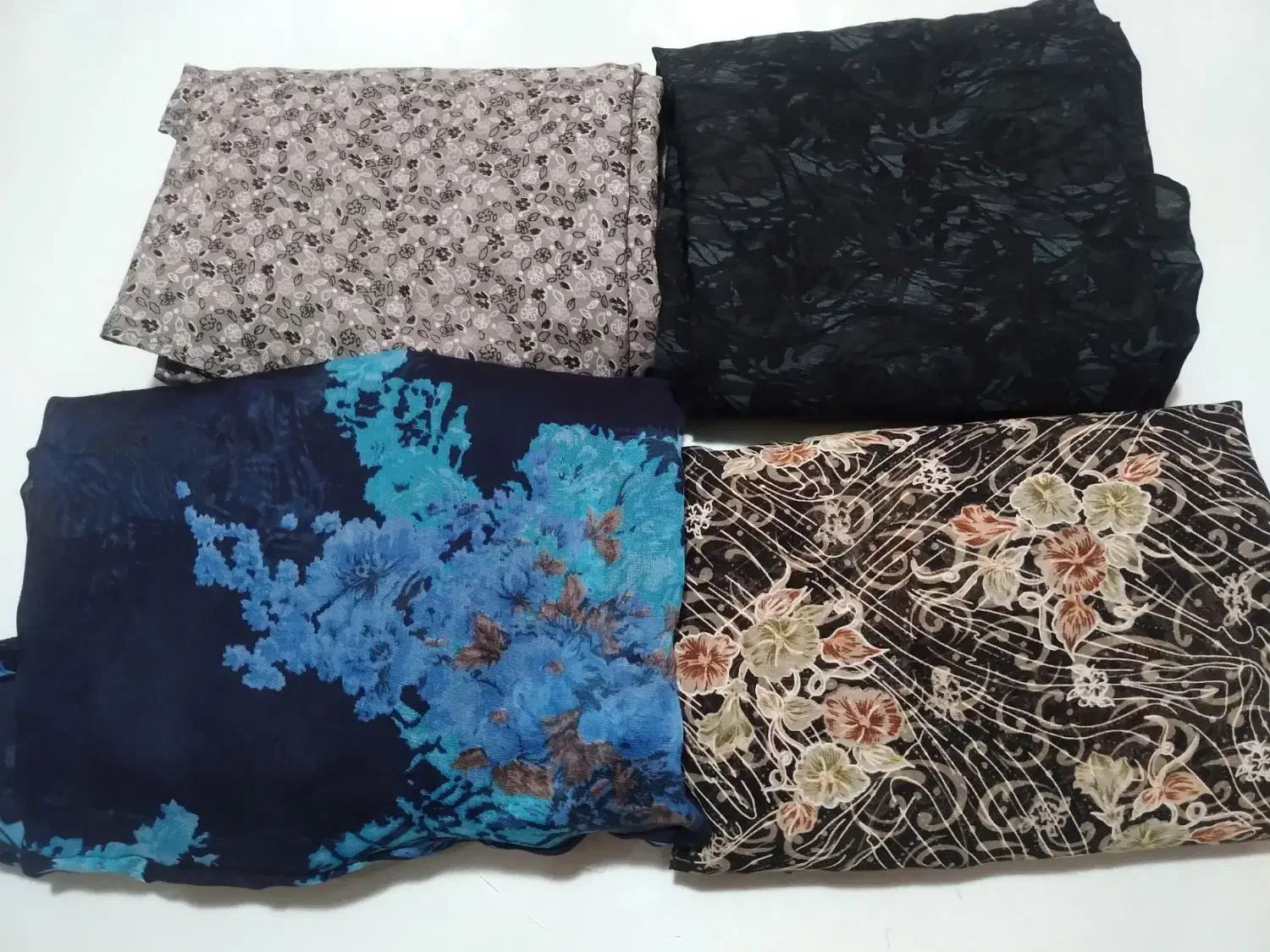 چادر زنانه|لباس|الوند, |دیوار