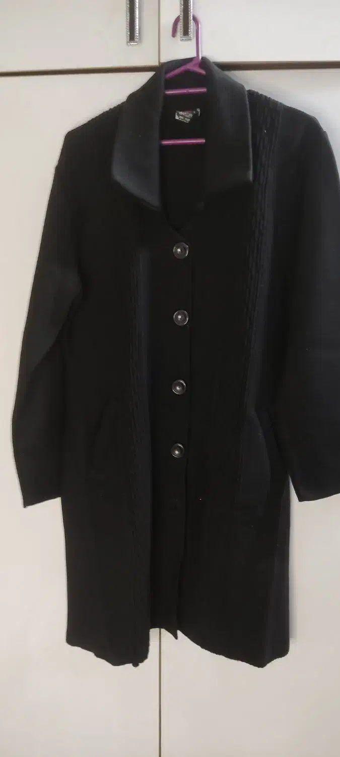 یک پالتو جنس بافت دوستل پیش خریدم استفاده نکردم|لباس|اهواز, کمپلو شمالی|دیوار