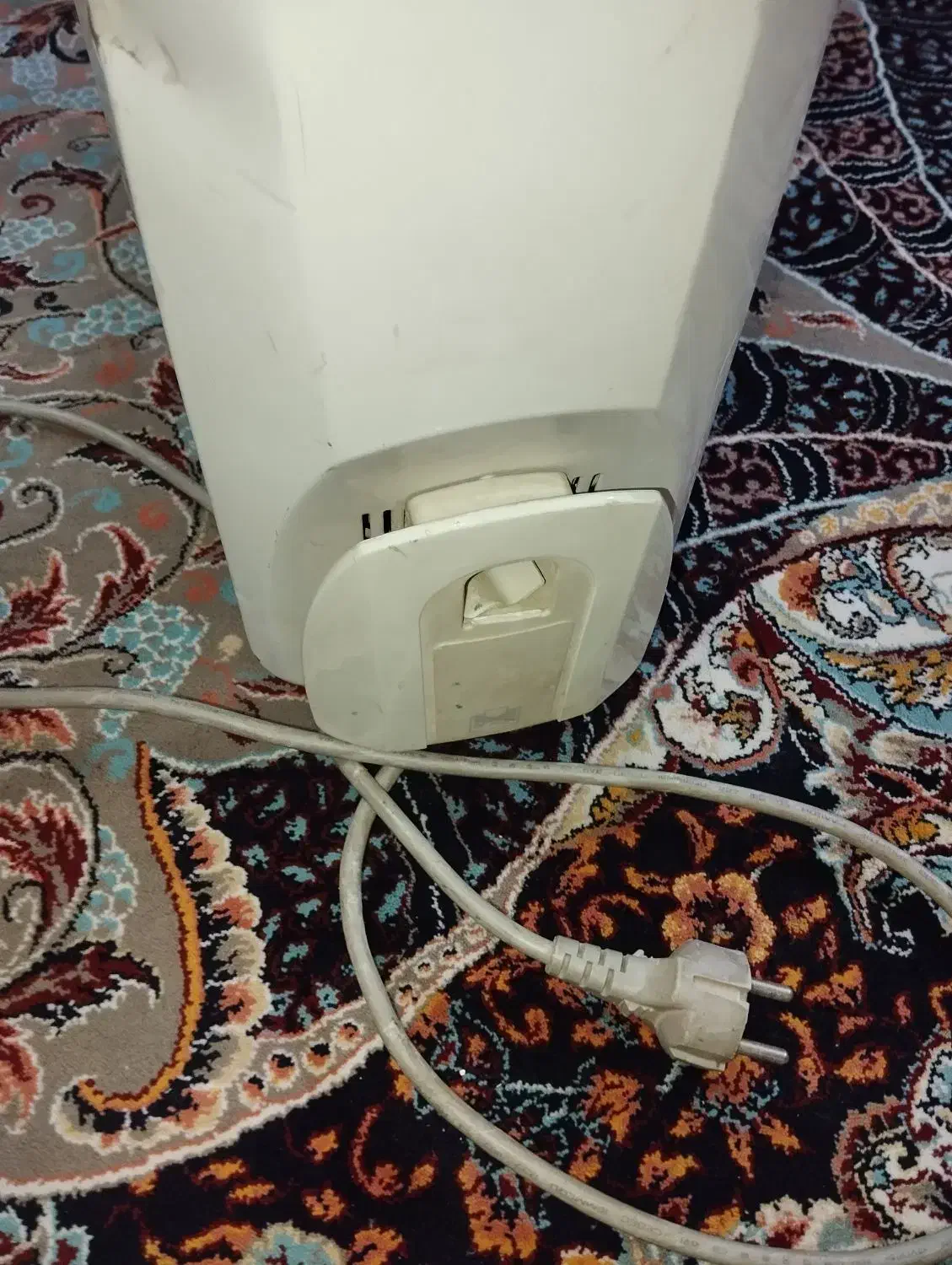 شوفاژ برقی دلونگی|آبگرمکن، پکیج، شوفاژ|قم, باجک یک|دیوار