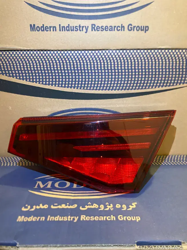 چراغ عقب تارا خطی/مثلثی/کامل/تک استپ سوم تارا|قطعات یدکی و لوازم جانبی|تهران, پونک|دیوار