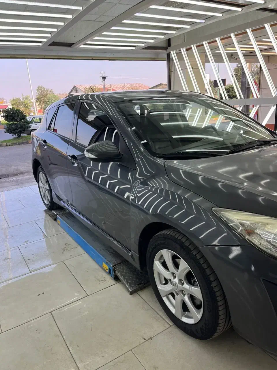 مزدا۳ هاچ بک|خودرو سواری و وانت|رشت, بلوار گیلان|دیوار