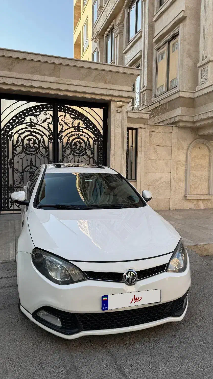 ام جی ۶ سفید داخل مشکی|خودرو سواری و وانت|مشهد, تربیت (صدف)|دیوار