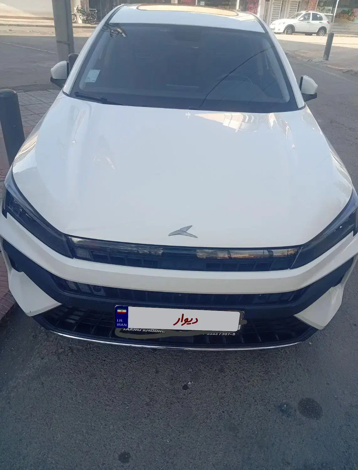 کی ام سی j7 مدل ۱۴۰۲|خودرو سواری و وانت|اصفهان, بهارستان (مخابرات)|دیوار