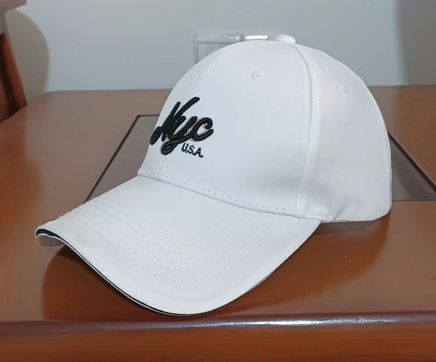 کلاه سفید اسپرت|کیف، کفش، کمربند|تهران, بهار|دیوار