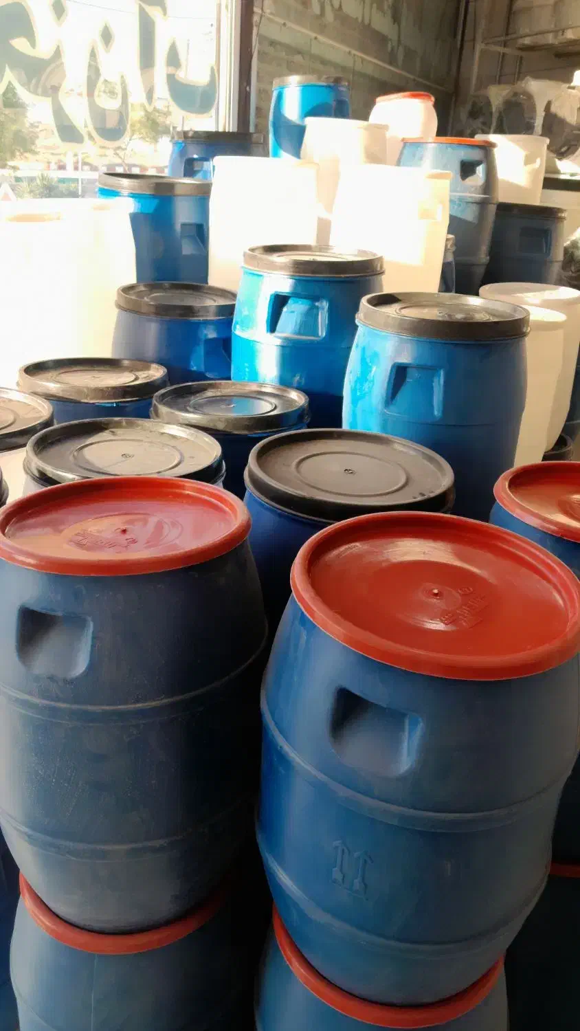 بشکه پلاستیکی|ظروف نگهدارنده، پلاستیکی، یک‌بارمصرف|بردسکن, |دیوار