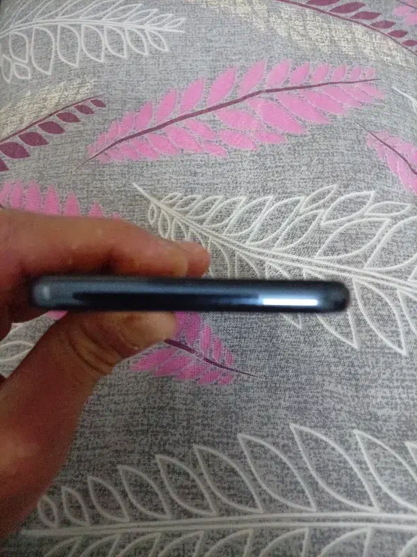 گوشی j6|موبایل|مشهد, پایین خیابان|دیوار