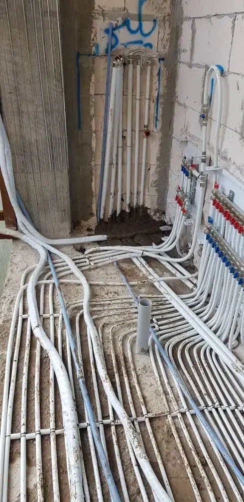 لوله کشی تخصصی آب سرد و گرم، فاضلاب و رادیاتور|خدمات پیشه و مهارت|رشت, منظریه|دیوار