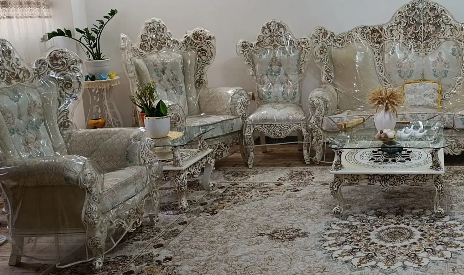 مبل سلطنتی|مبلمان خانگی و میز عسلی|بندر ماهشهر, |دیوار