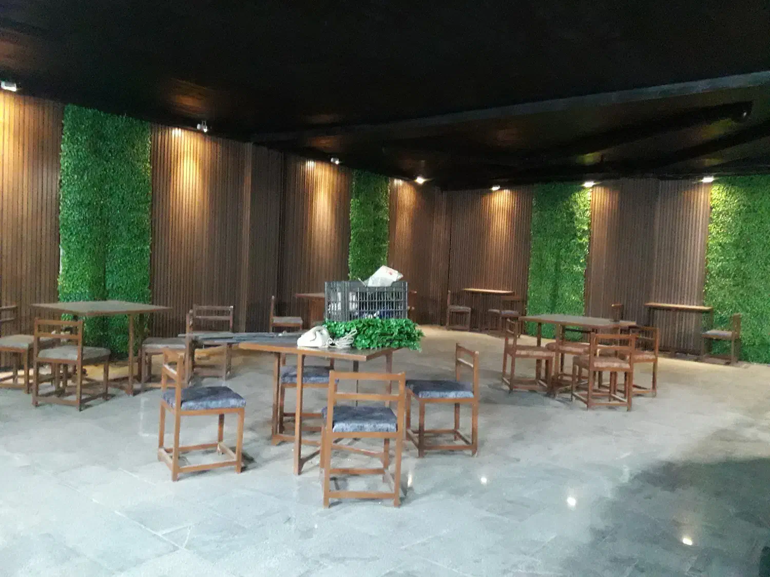 نیرو کار خانم یا آقا مسلط به آشپزی صبحانه|استخدام خدمات فروشگاه و رستوران|شاهرود, |دیوار