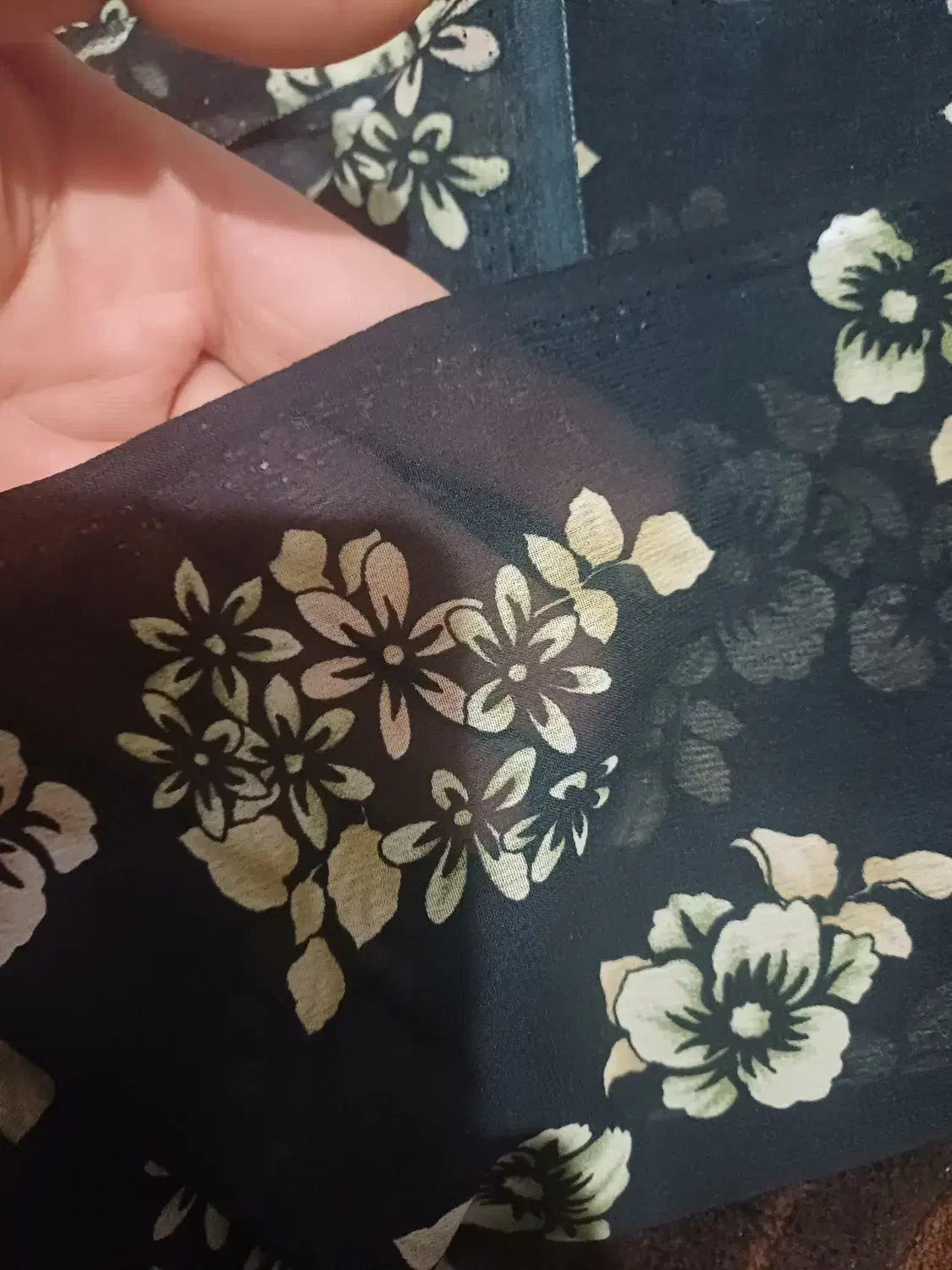 پارچه حریر ترک ۶ در ۵ متر|پرده، رانر، رومیزی|تهران, سازمان برنامه شمالی|دیوار