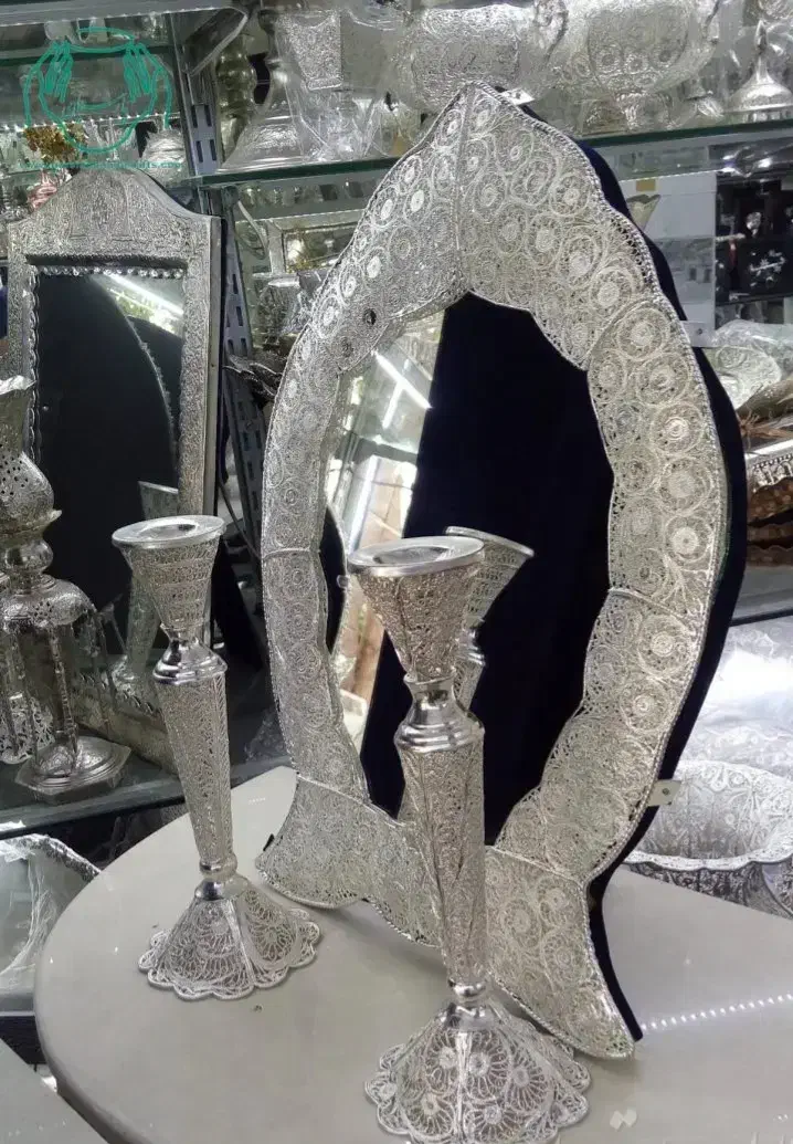 اینه و شمعدان|آینه|رفسنجان, |دیوار