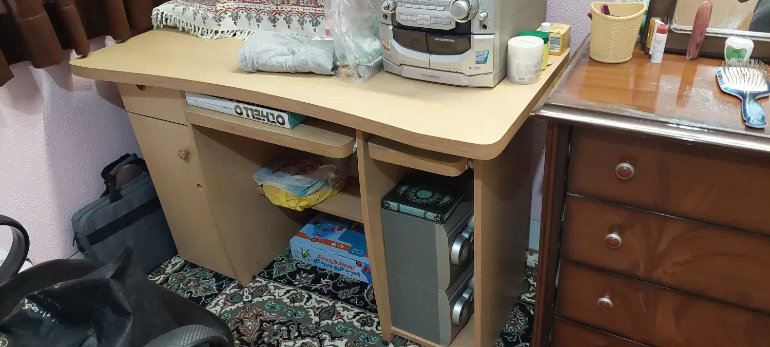 میز کامپیوتر و دراور|جاکفشی، کمد، دراور|گلپایگان, |دیوار