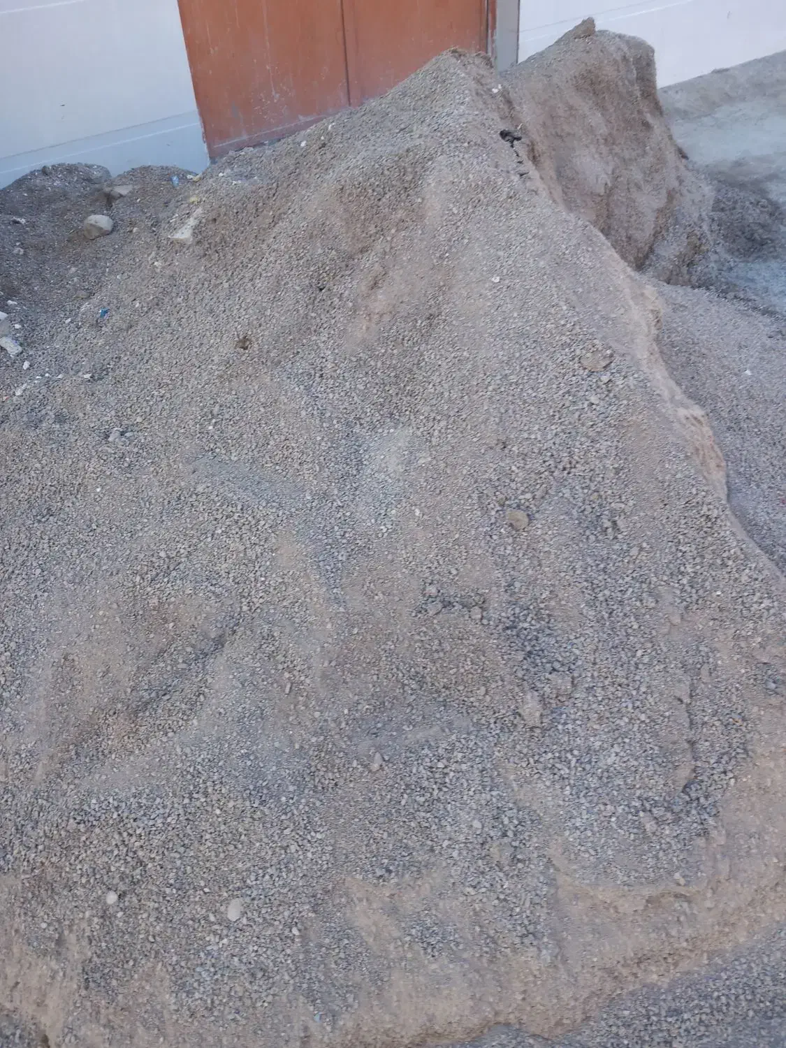 شن دوبار شور|مصالح و تجهیزات ساختمان|زابل, |دیوار