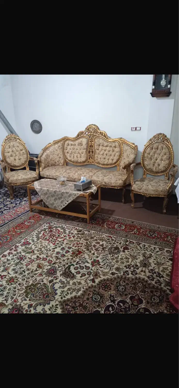 مبل سلطنتی ۹ نفره و میز وسط|مبلمان خانگی و میز عسلی|آمل, |دیوار