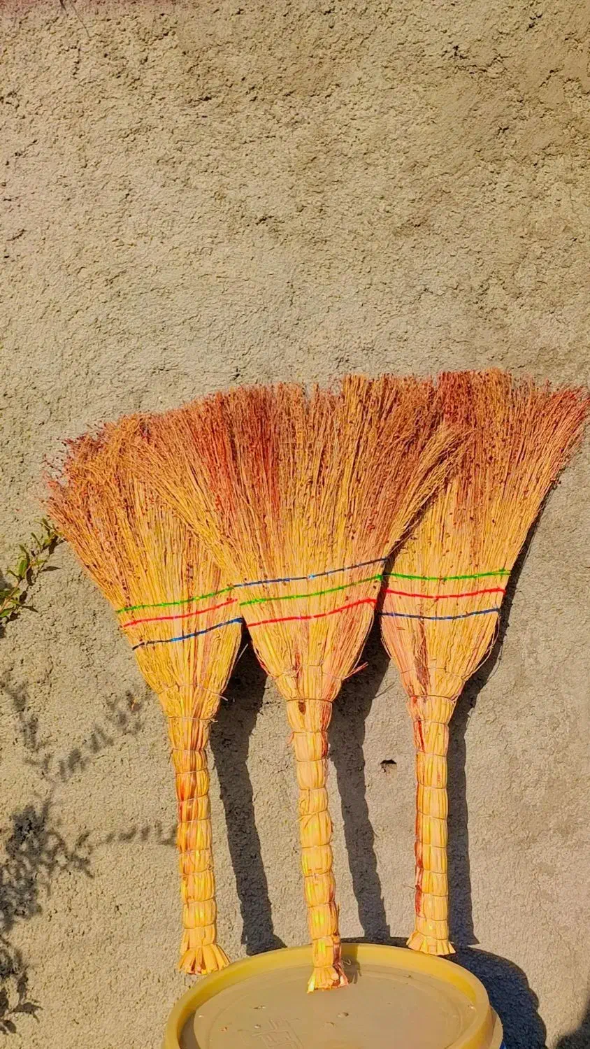 جارو|لوازم نظافت|آشخانه, |دیوار