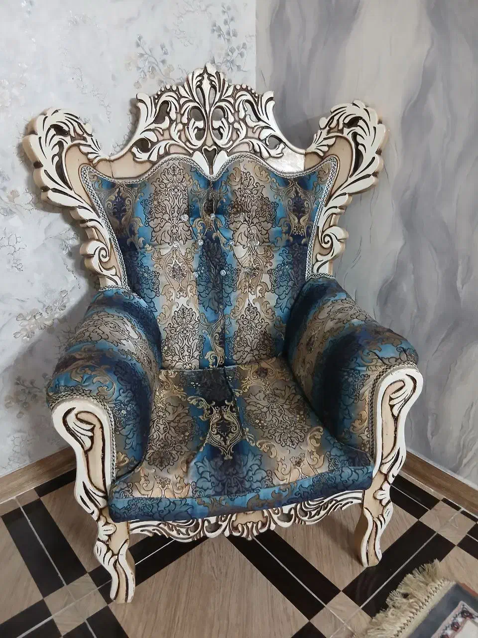 مبل سلطنتی|مبلمان خانگی و میز عسلی|قرچک, مهدیه|دیوار