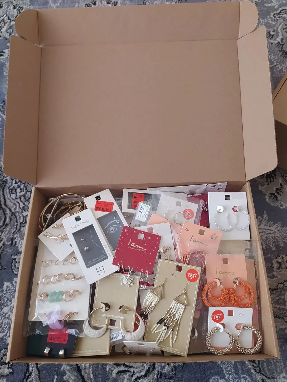 بدلیجات اروپایی|بدلیجات|شیراز, قدوسی غربی|دیوار