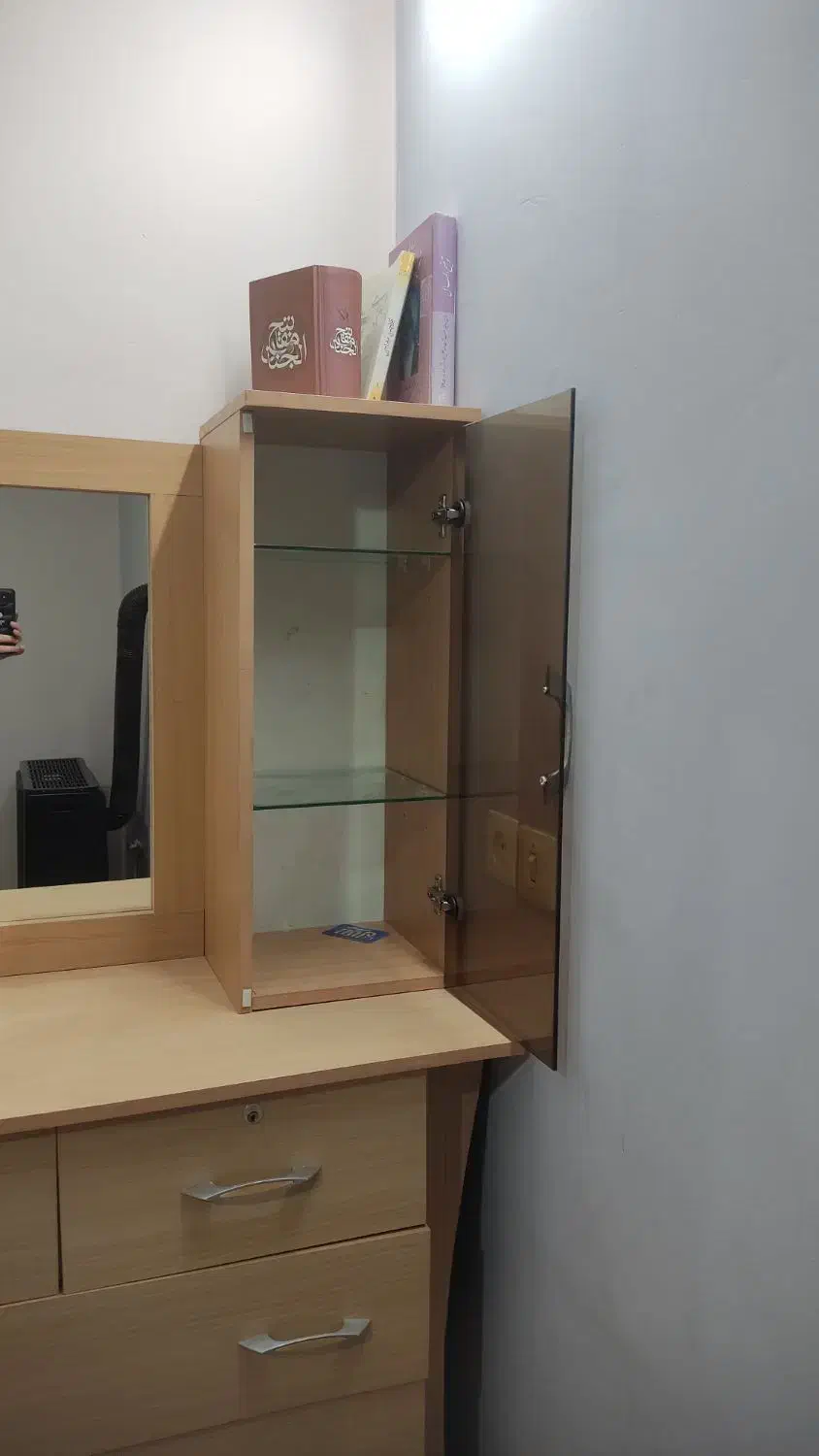 دراور|جاکفشی، کمد، دراور|شیروان (خراسان), |دیوار