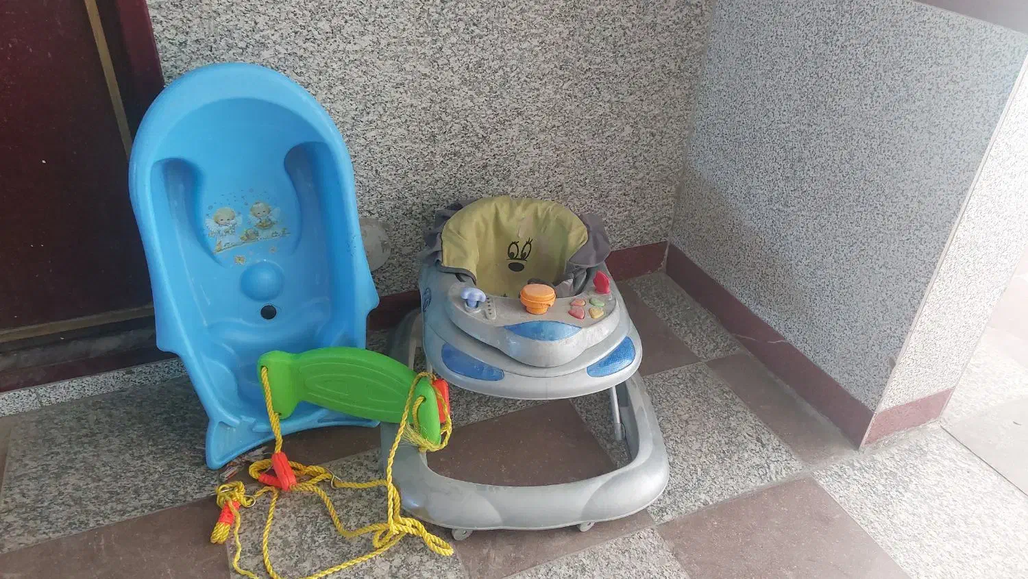 کمد بچه و کالسکه|اسباب و اثاث بچه|زاهدان, |دیوار