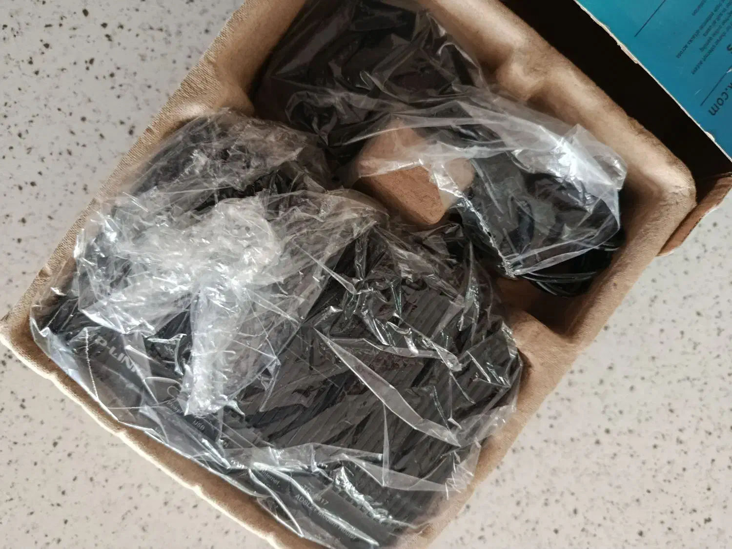 مودم ثابت تی پی لینک مشکی|مودم و تجهیزات شبکه|همدان, |دیوار