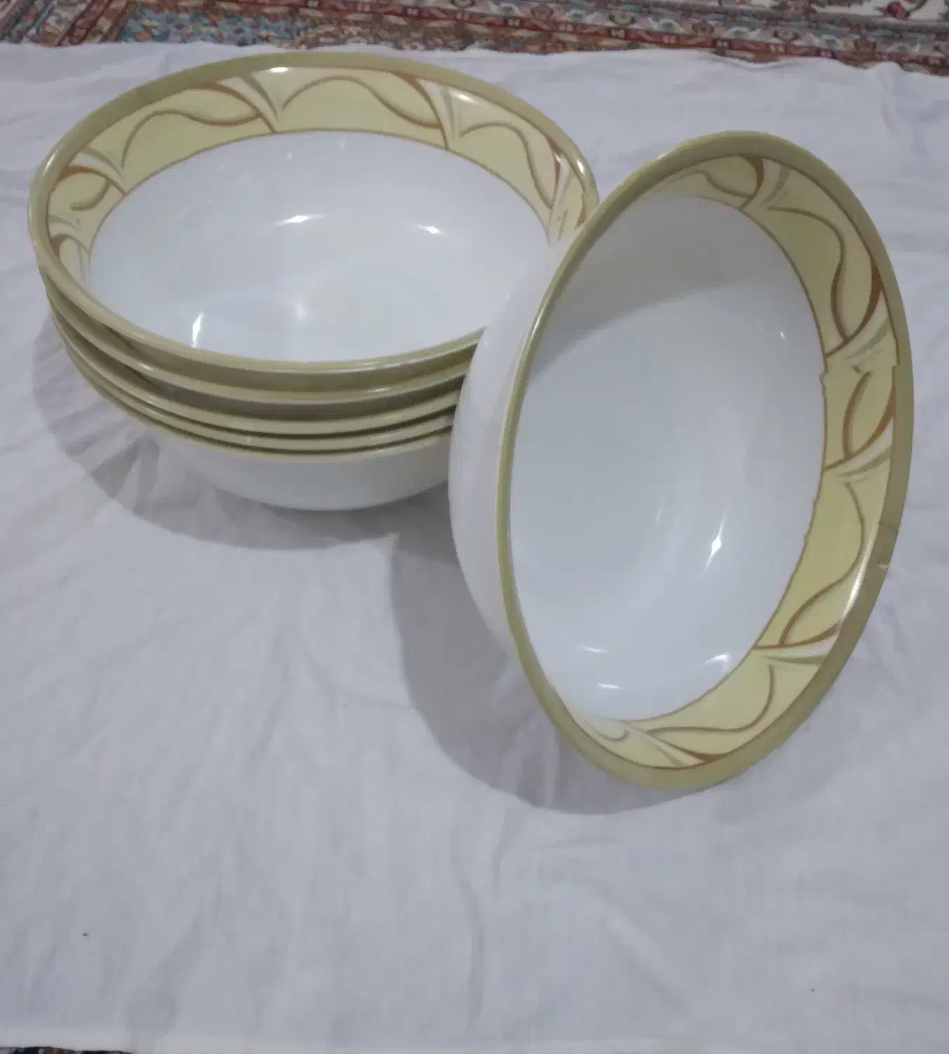 کاسه بزرگ ملامین|ظروف سرو و پذیرایی|سراب, |دیوار